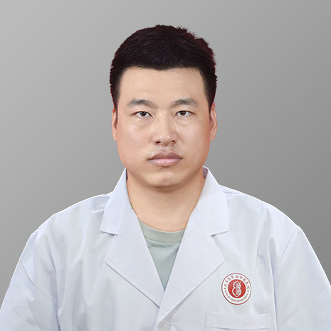 王飞