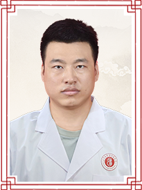 王飞